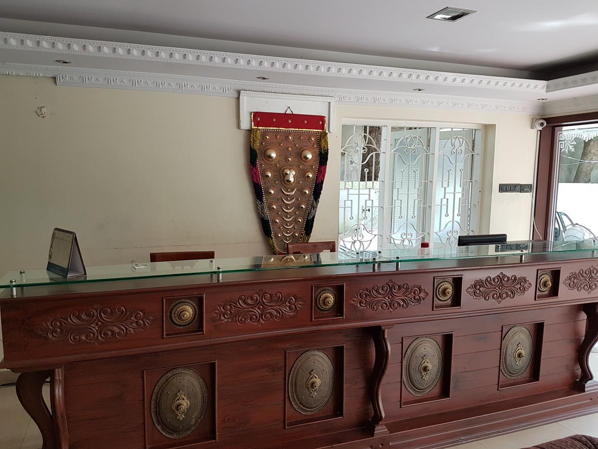Casa Linda Hotel Kochi Екстериор снимка