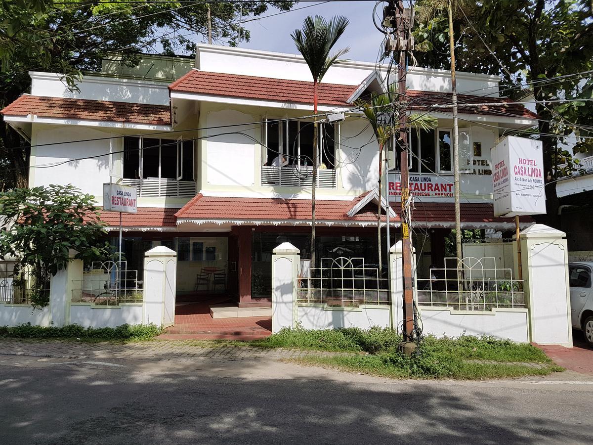 Casa Linda Hotel Kochi Екстериор снимка