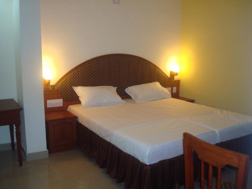 Casa Linda Hotel Kochi Екстериор снимка